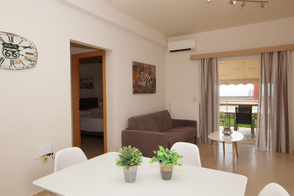 Petra Thea Apartment Kalamata Exterior foto